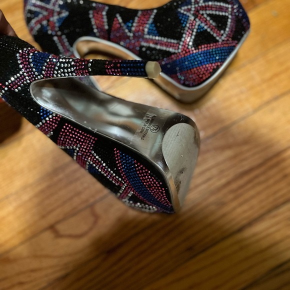 Absolutely stunning sparkly 6 inch heels!!❤️ - Picture 6 of 8